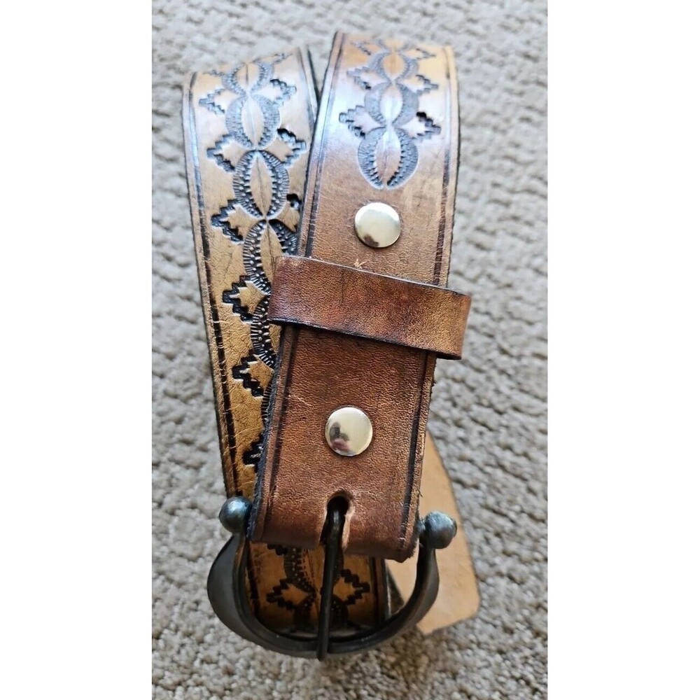 Vintage WESTERN LEATHER  SOUTHWESTERN STYLE COWBOY RODEO BELT NWOT SZ 38